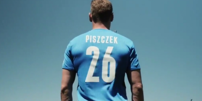 Łukasz Piszczek nagle upadł na murawę podczas meczu LKS-u Goczałkowice (VIDEO)